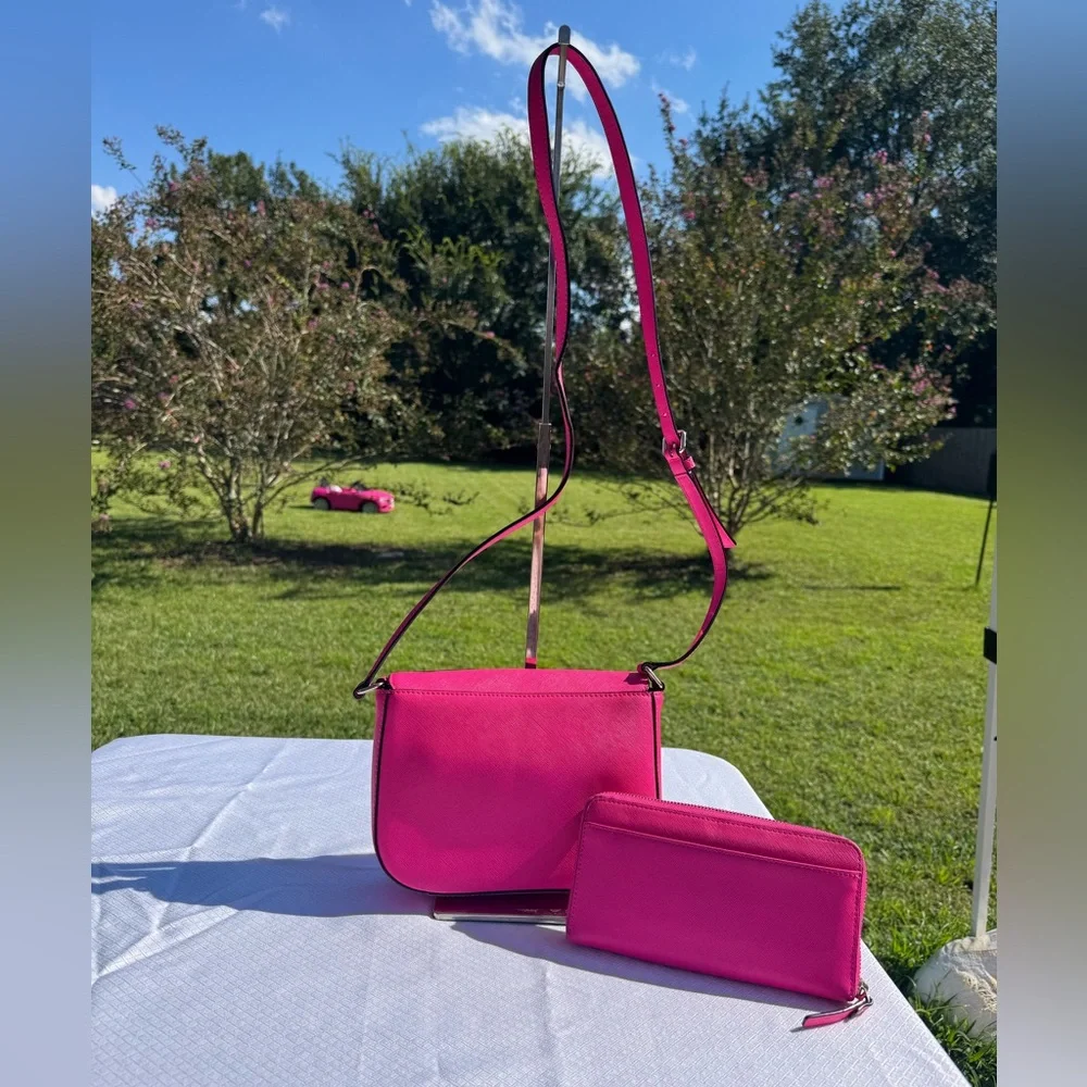 Kate Spade Laurel Way Carsen Crossbody With Matching Wallet - Picture 2 of 11